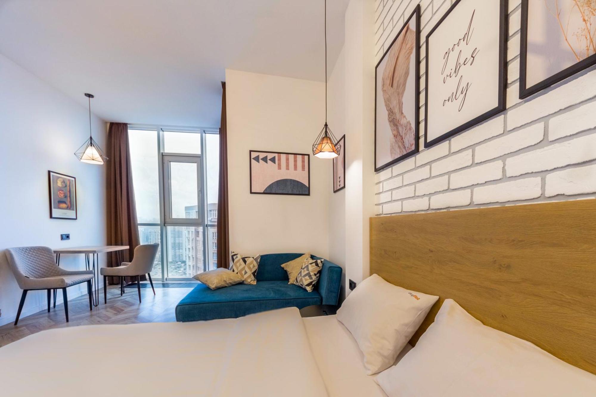 Design Apartments With Panoramic View Kiev Exterior foto